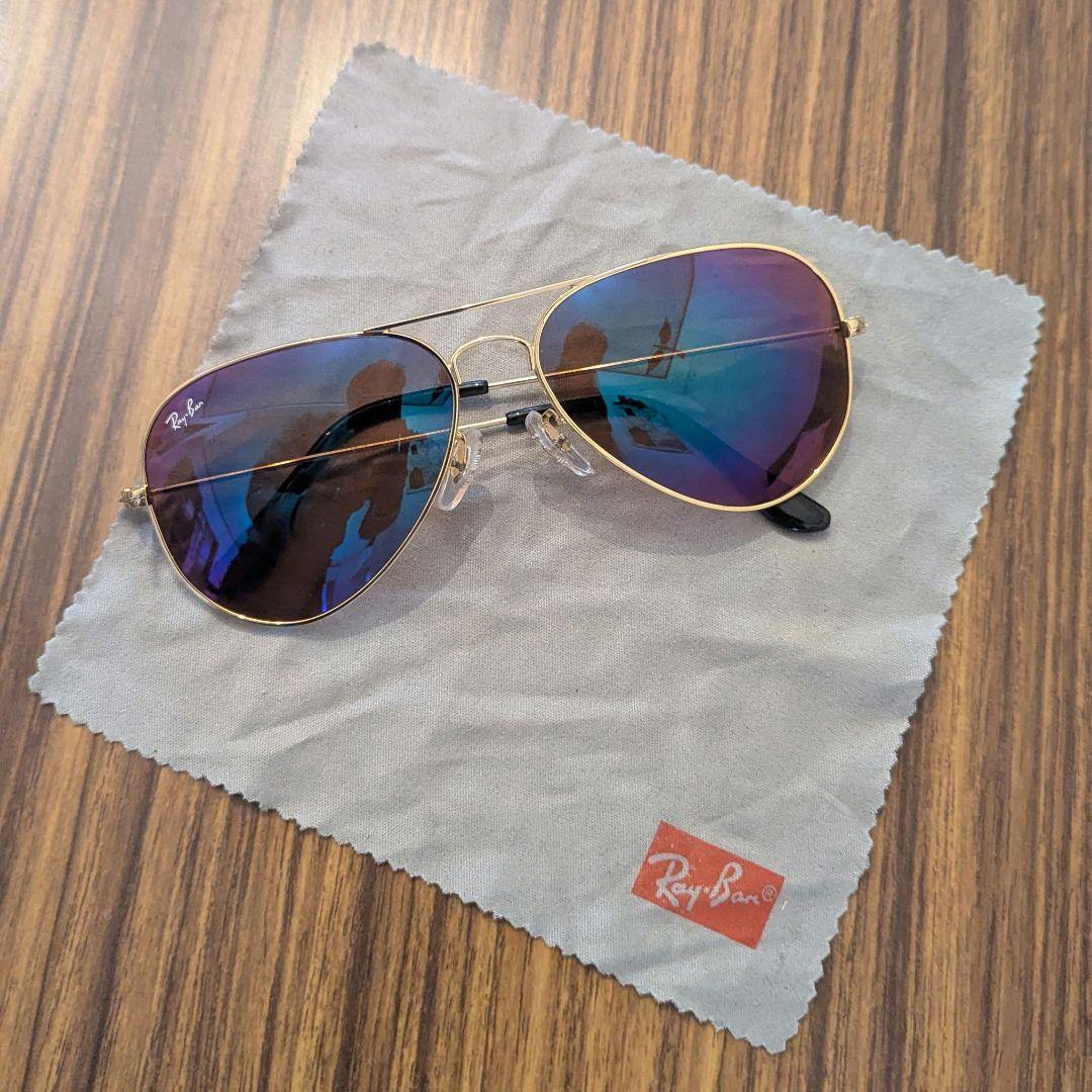 Ray-Ban アビエイター サングラス ゴールド