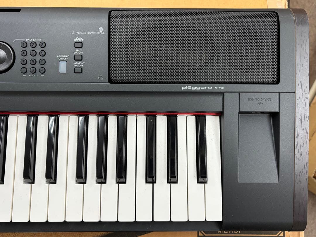 【送料無料】 ヤマハYAMAHA 電子ピアノ NP-V80 piaggero