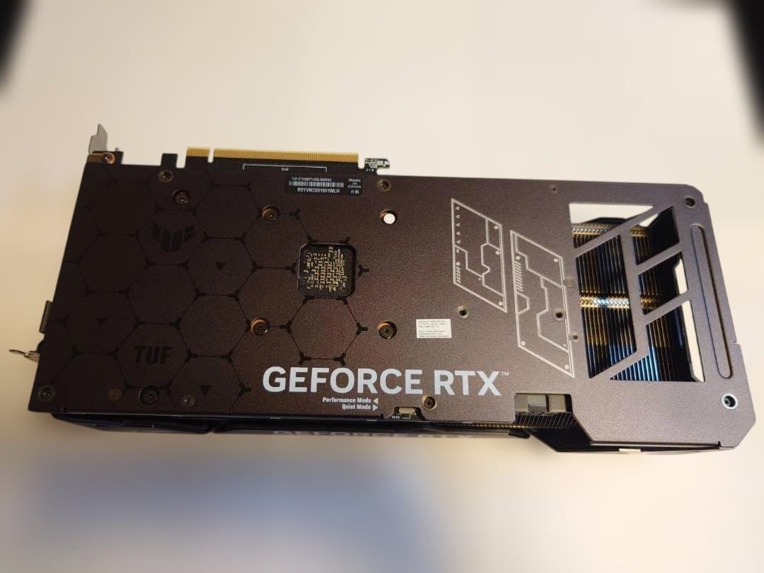 グラフィックボード・グラボ・ビデオカード ASUS TUF Gaming GeForce RTX 4060 Ti 8GB