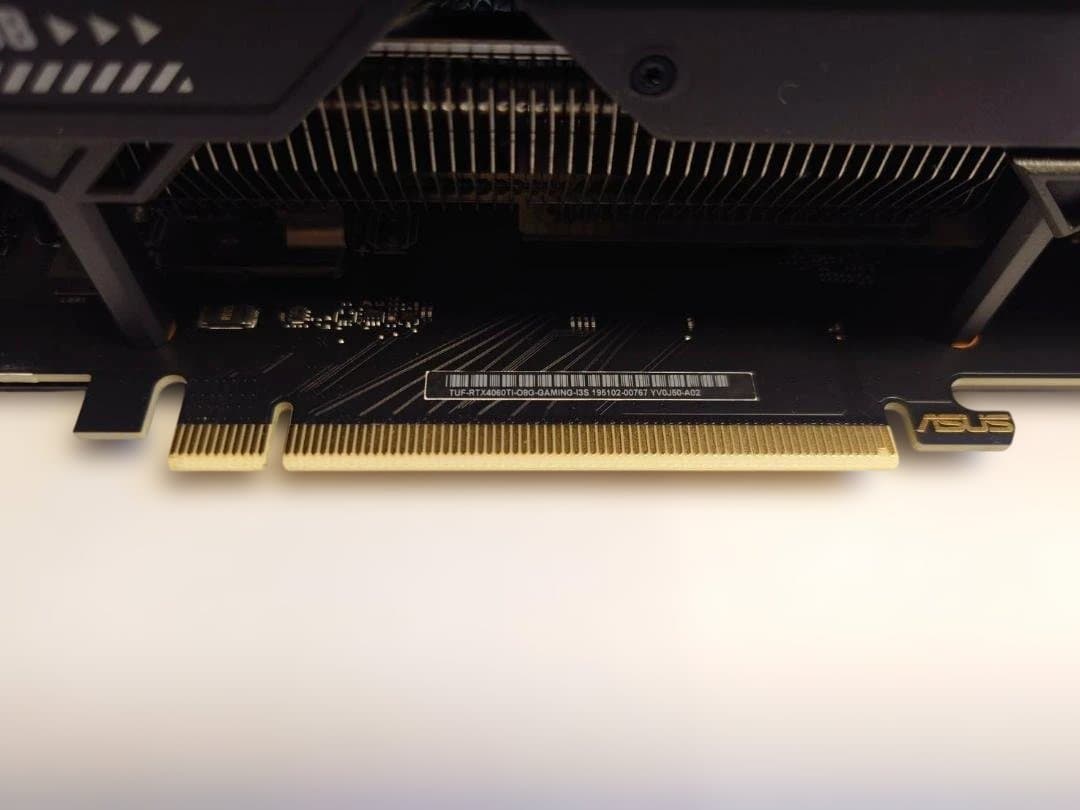 グラフィックボード・グラボ・ビデオカード ASUS TUF Gaming GeForce RTX 4060 Ti 8GB