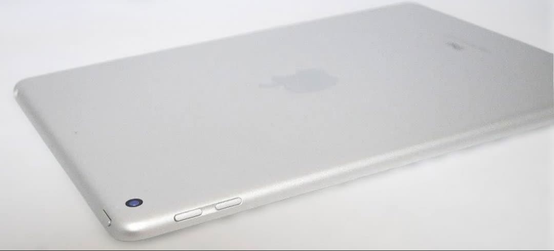 Apple iPad /第5世代 32GB Wifi シルバー