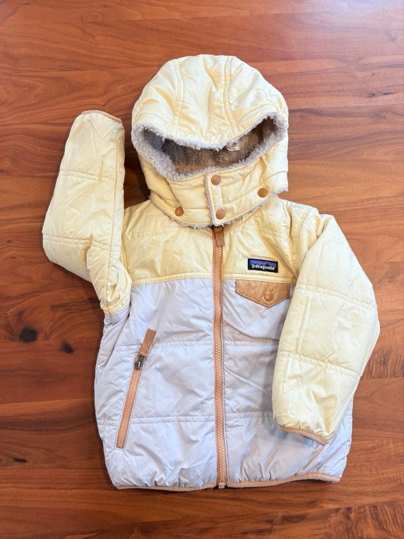 Patagonia ベビー・リバーシブル・トリブルズ・フーディ　3t