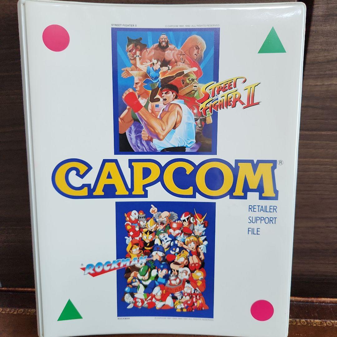 非売品カプコン 2穴ルーズリーフバインダー　ストリートファイターⅡ&ロックマン