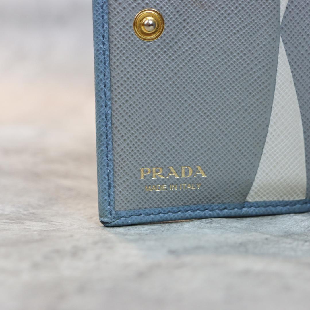 PRADA プラダ サフィアーノレザー 二つ折り財布 箱・ギャランティカード付き