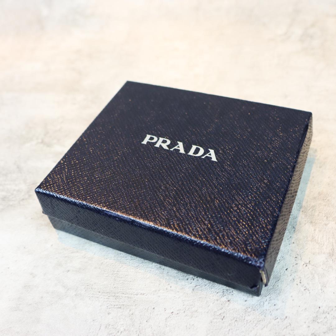 PRADA プラダ サフィアーノレザー 二つ折り財布 箱・ギャランティカード付き