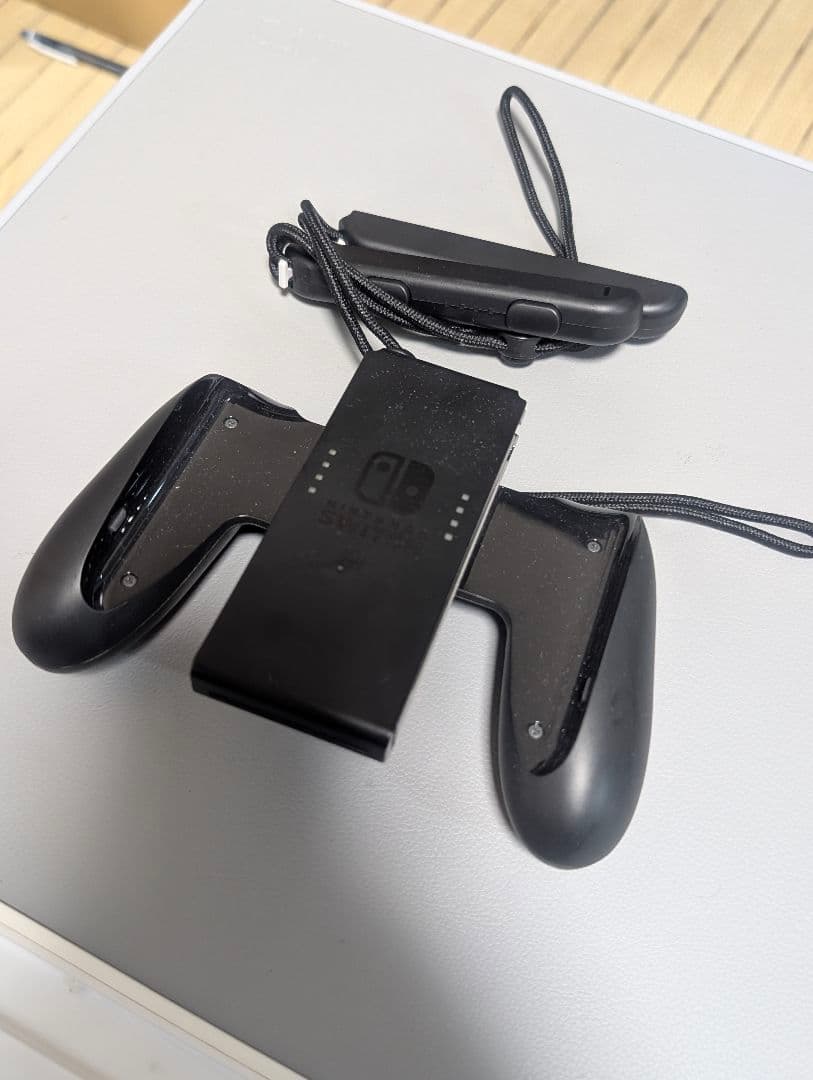 Nintendo Switch 本体 + スプラトゥーンケース