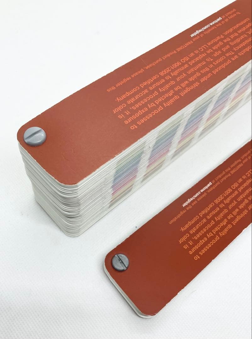 専門家様御用達！！PANTONE パントン色見本帳
