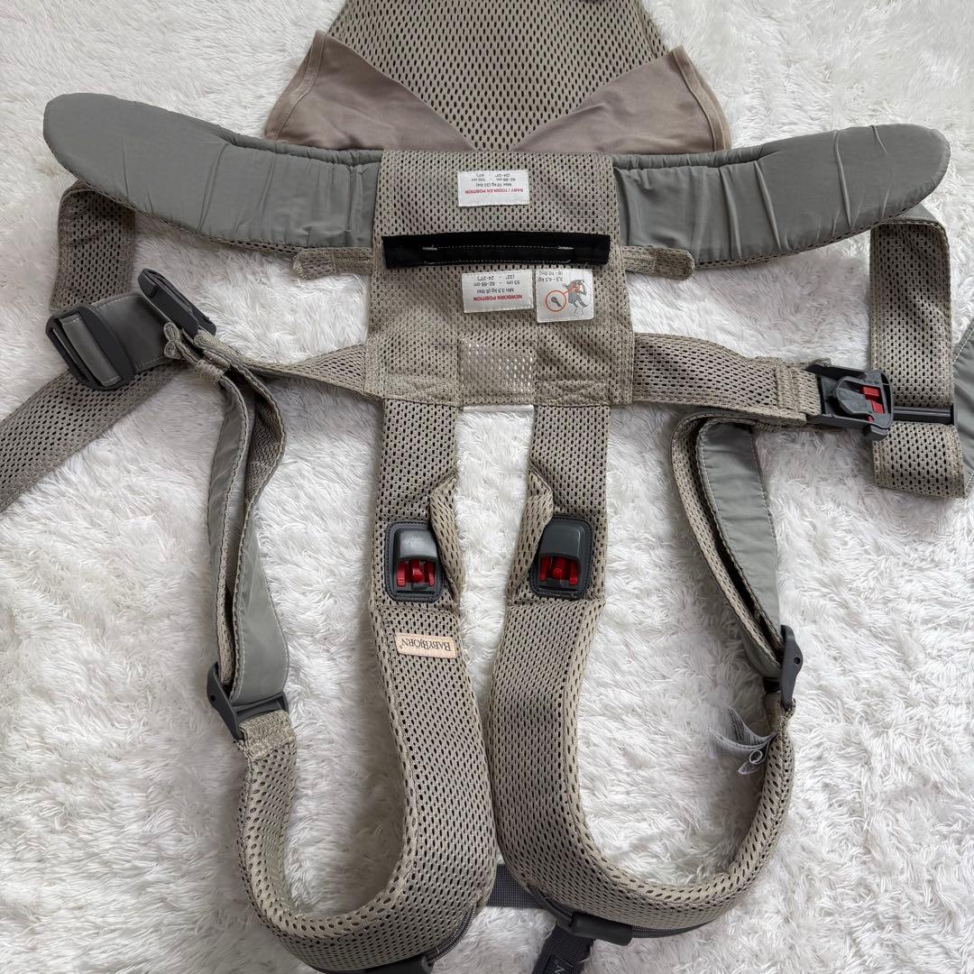 K ベビービョルン ONE KAI Air グレーベージュ メッシュ