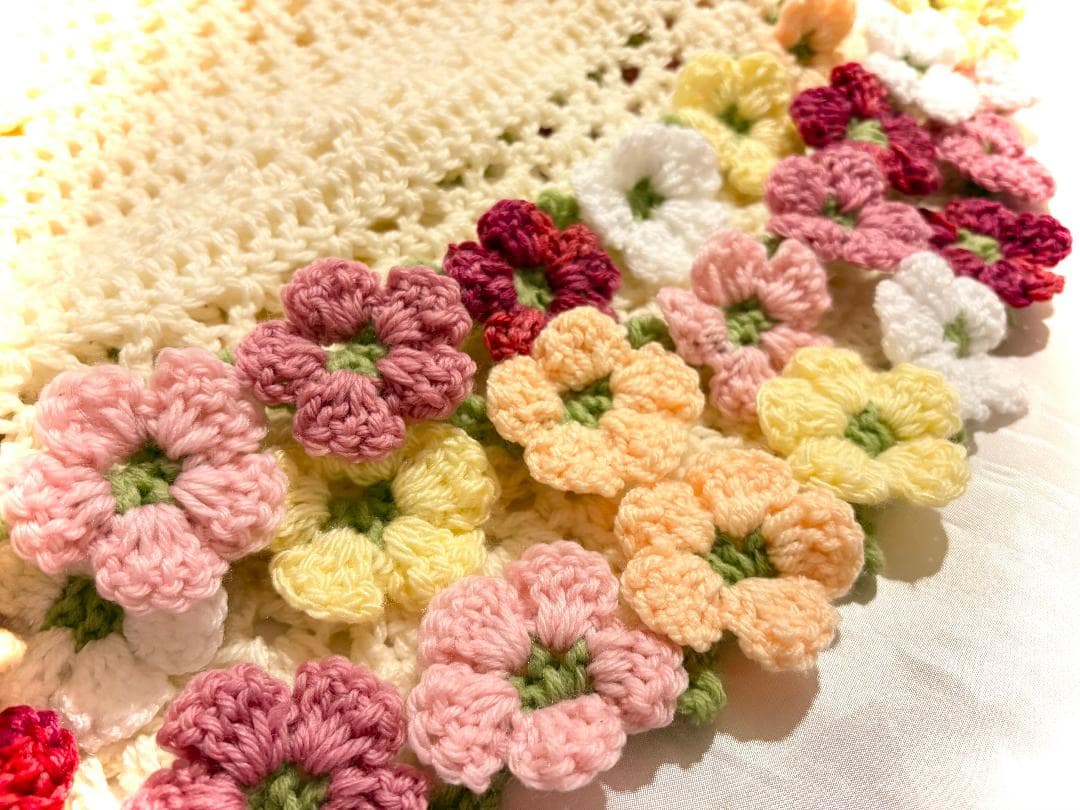 【週末値引き】花束ブランケット ꕤ︎︎ 6色のぷっくりお花