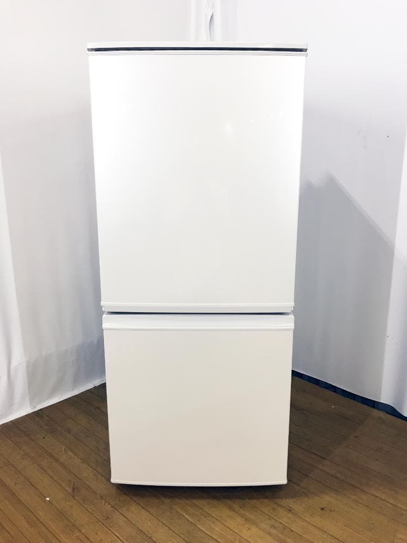 送料無料★SHARP 137L 冷蔵庫【SJ-D14A-W】