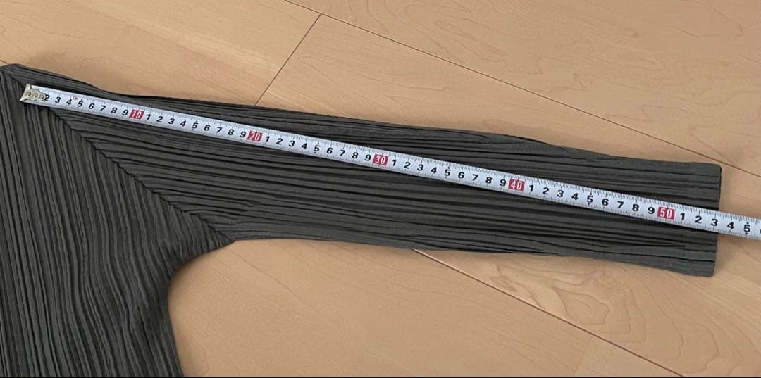 イッセイミヤケ PLEATS PLEASE プリーツカーディガン