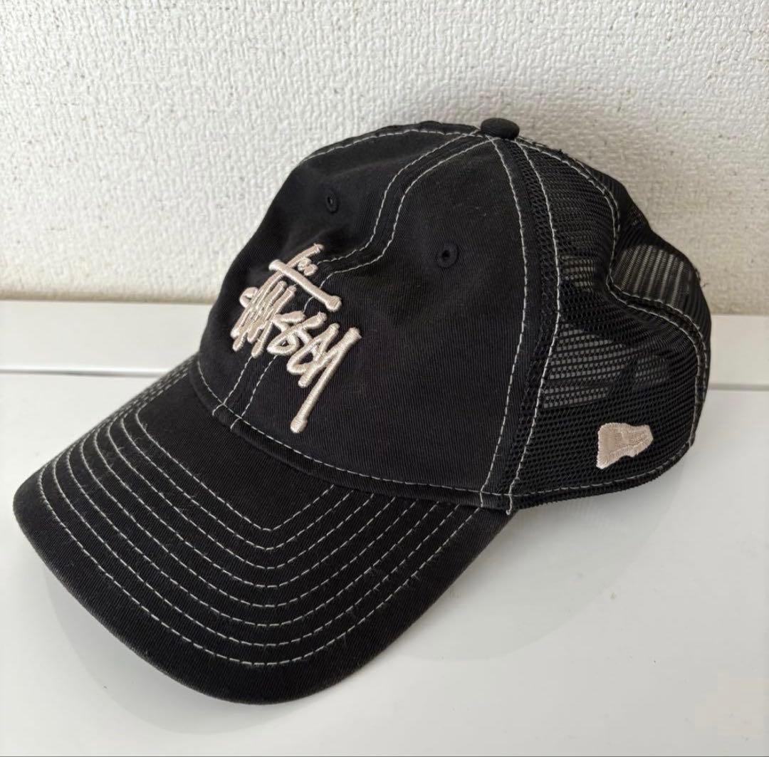 Stüssy × New Era 9TWENTY Basic Trucker 黒