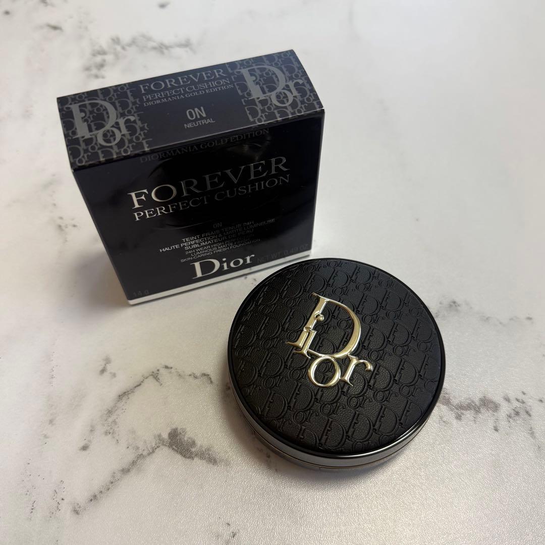 【値下】【新品未使用】Dior ディオールスキンフォーエヴァークッション 0N