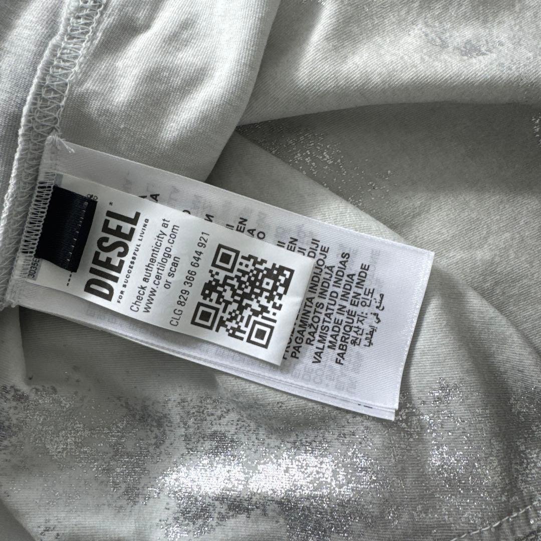 未使用　DIESEL シルバープリント半袖Tシャツ