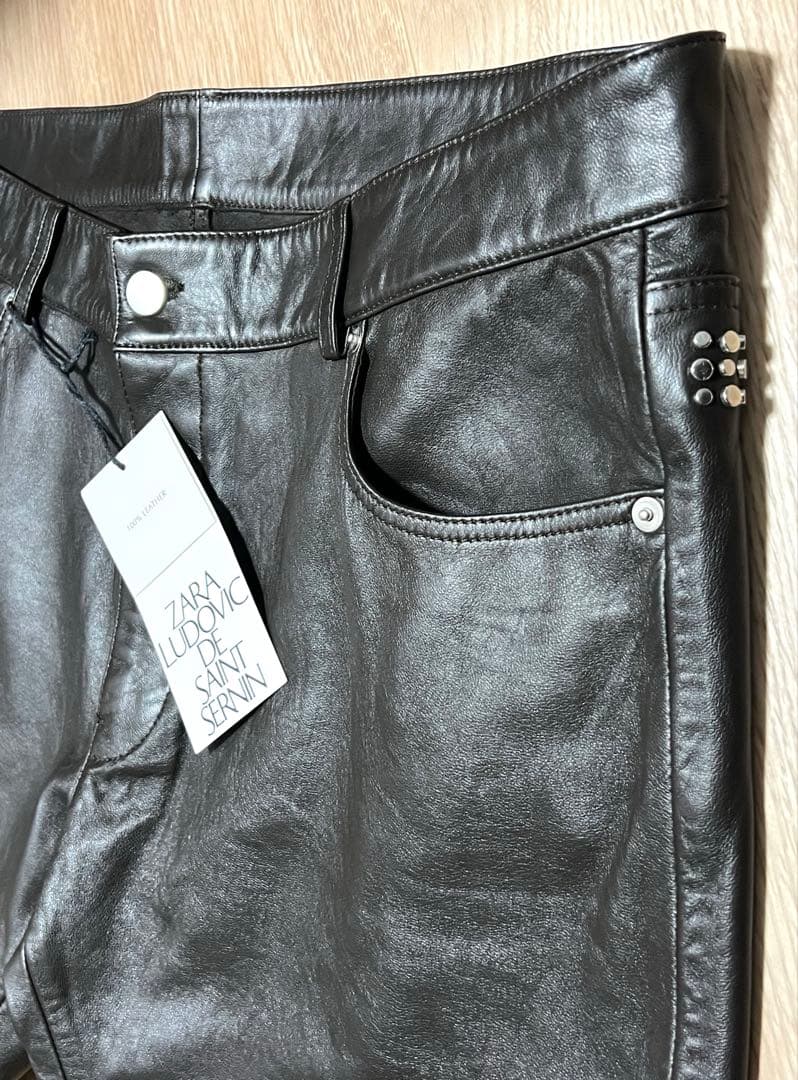 ZARA × Ludovic de Saint Sernin レザースリムパンツ