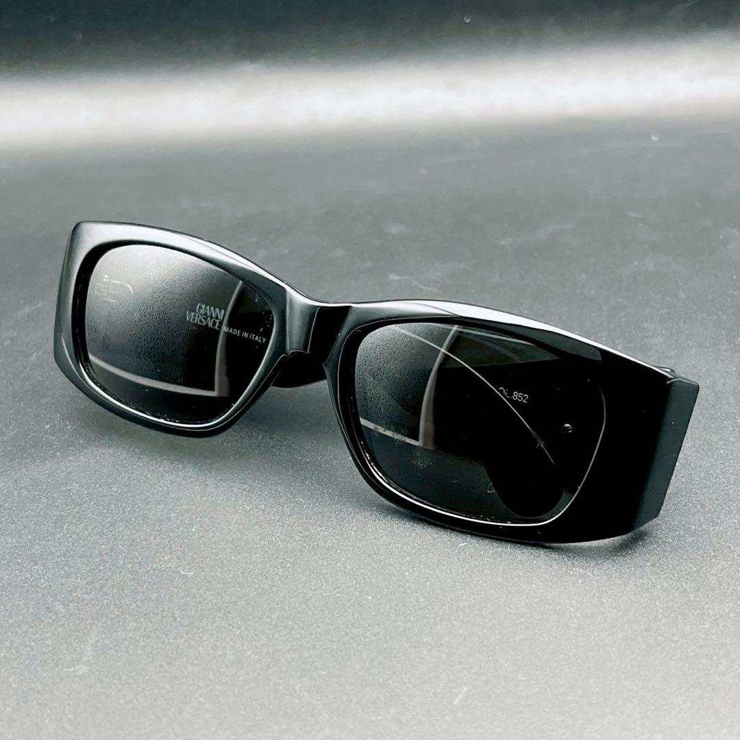 小物 00s Versace archive sunglasses y2k GV