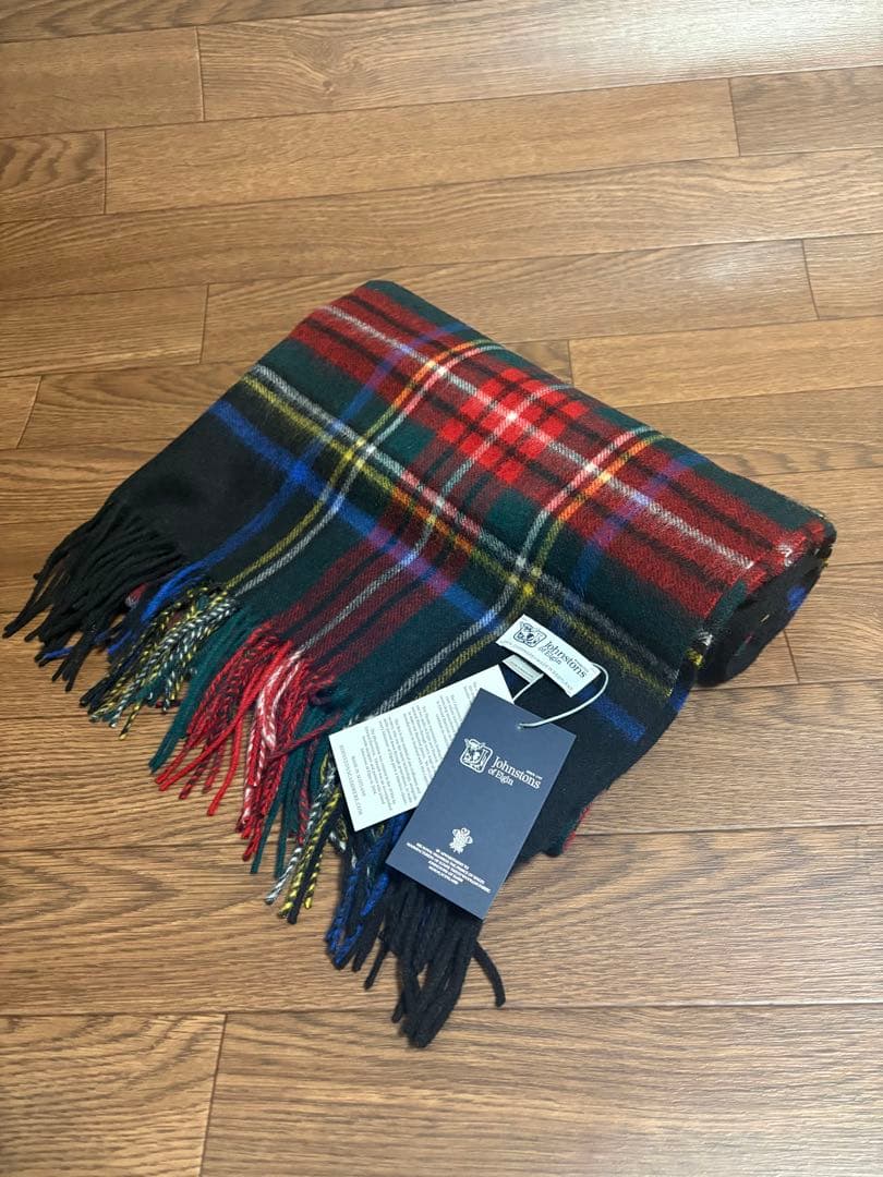 d*9様 大判ジョンストンズ カシミヤ 100%マフラー ストール ブラックスチ