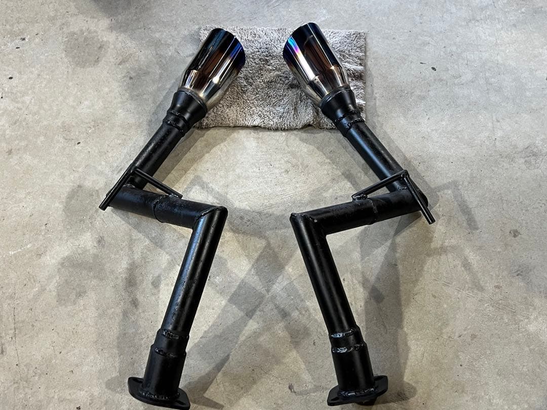 日産 スカイライン V37 マフラー リアピース