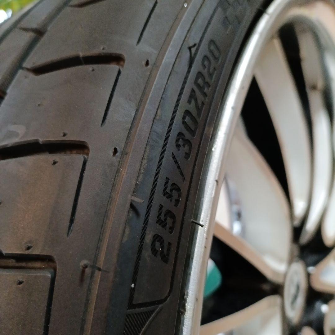 Davante英国タイヤ 245/30ZR20P114アルファード、他