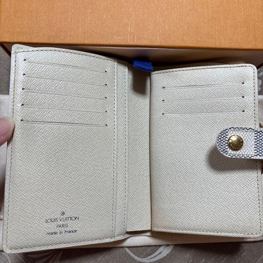 【未使用に近い】LOUIS VUITTON ダミエ アズール 二つ折り財布