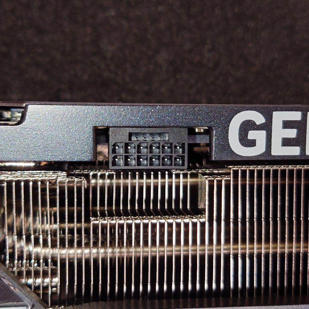 グラフィックボード・グラボ・ビデオカード MSI GeForce RTX5090 32G SUPRIM SOC
