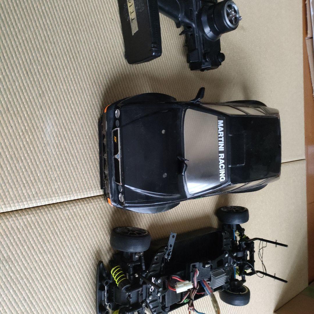 電動ラジコンカー カーボン製シャーシ