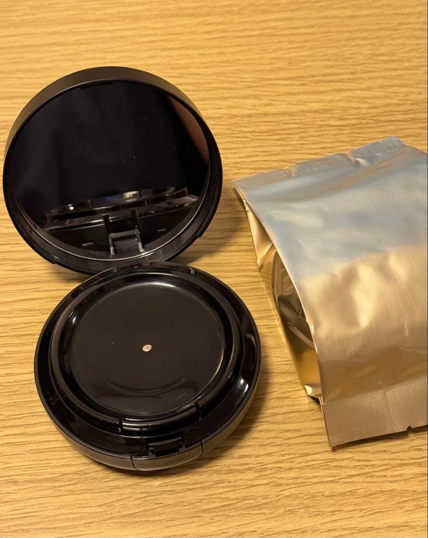 DEBEAUS ANOTHER MAGIC クッションファンデーション