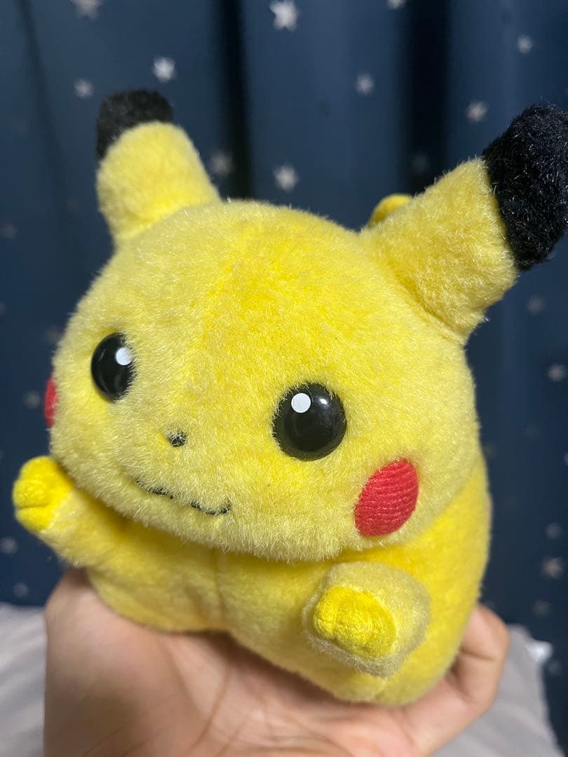 ピカチュウ TOMY 初期　ぬいぐるみ