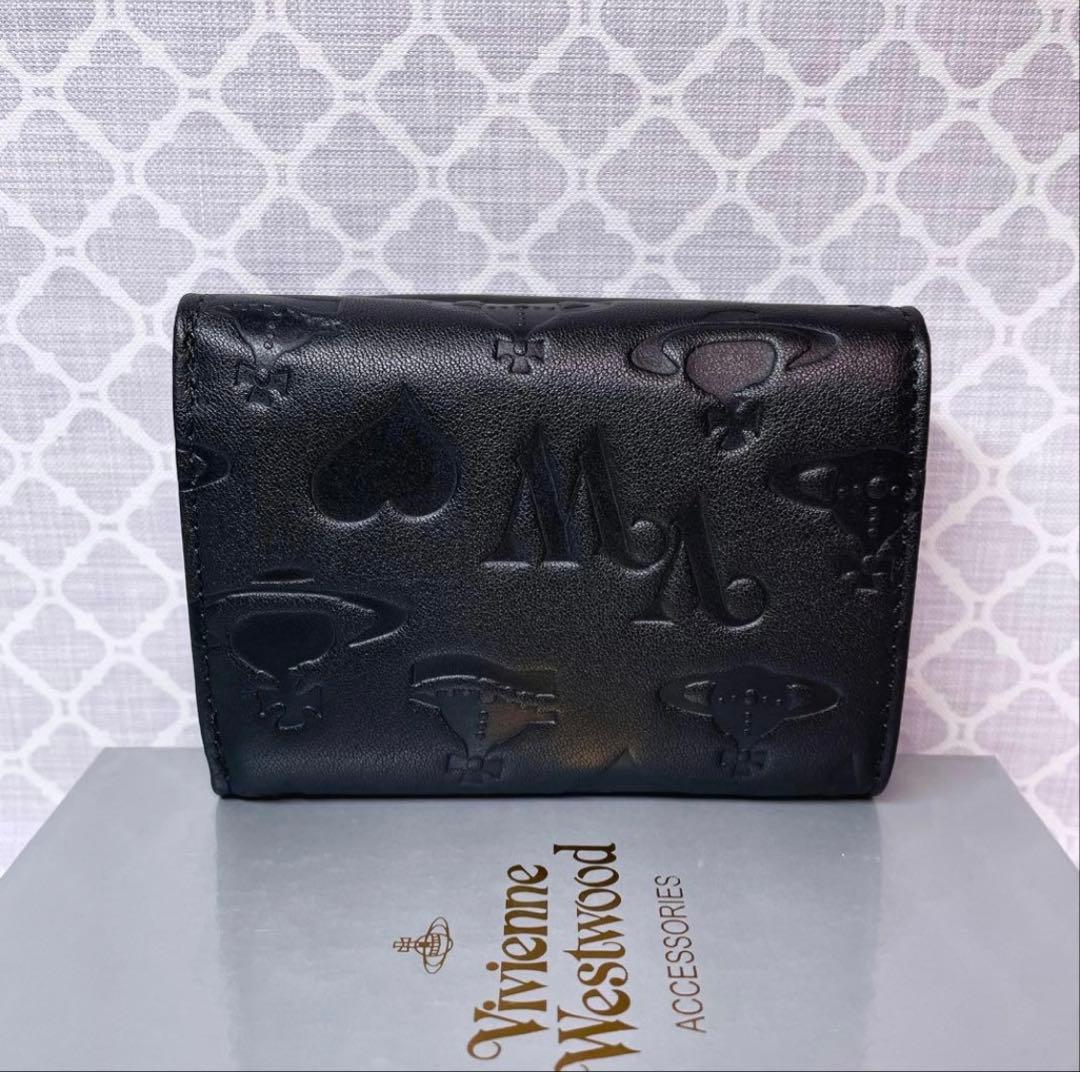 まる【内柄も素敵☆最新】Vivienne Westwood 三折財布
