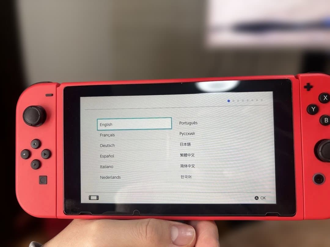 シ*ン様 任天堂Switch 本体　マリオレッド