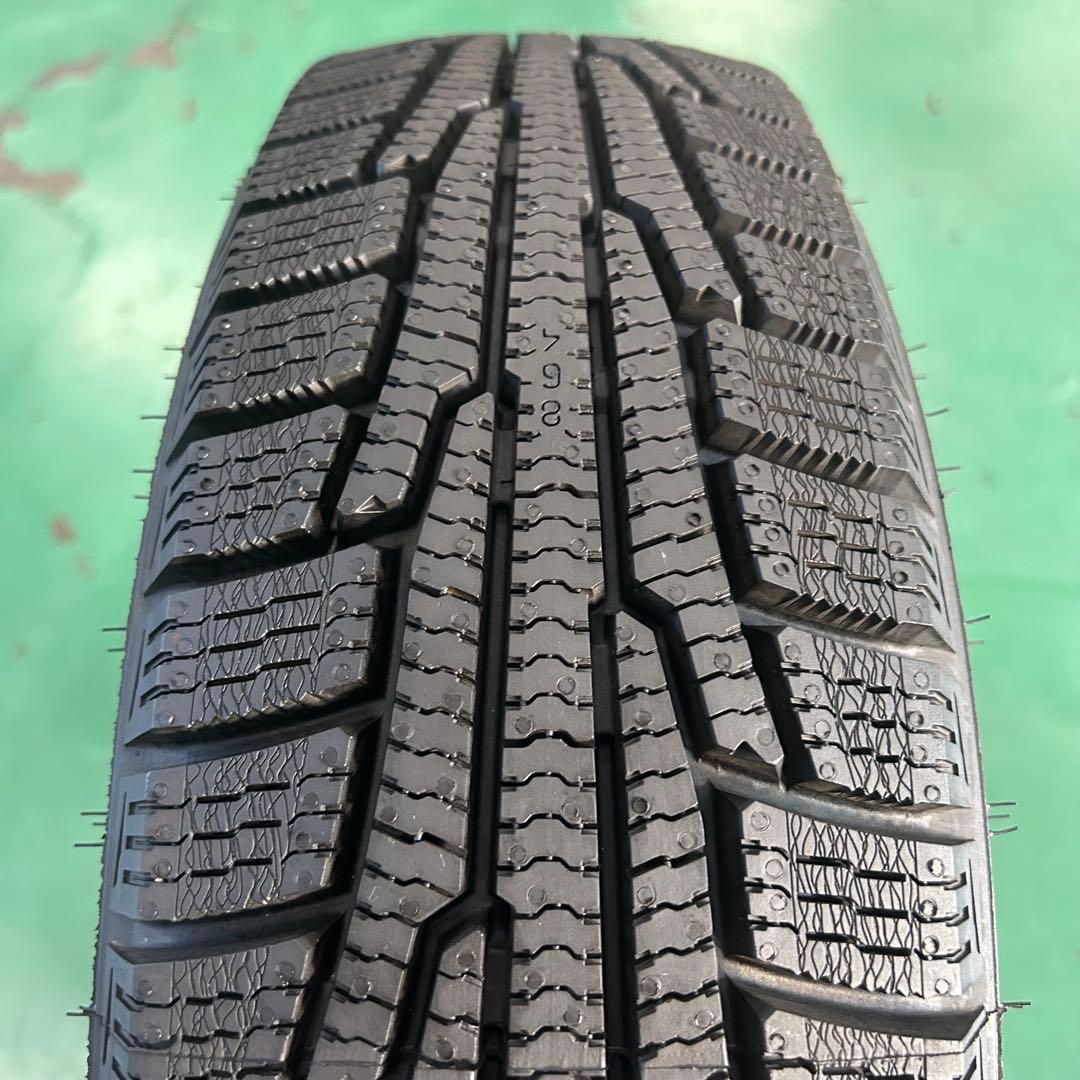新品同様！中古スタッドレス　155/65R14　ノキアン4本セット　軽自動車用