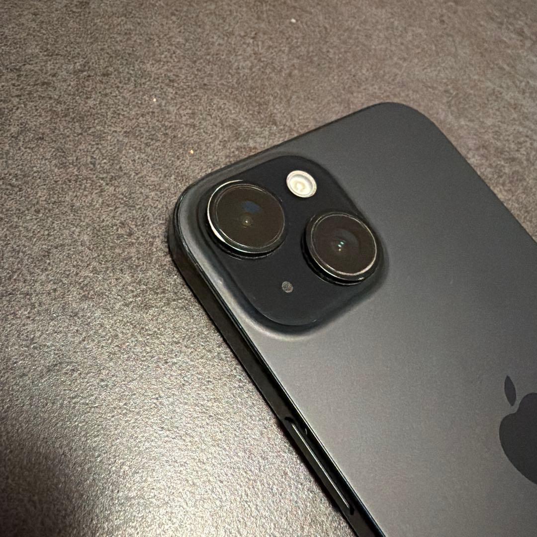 iPhone 15 128GB ブラック