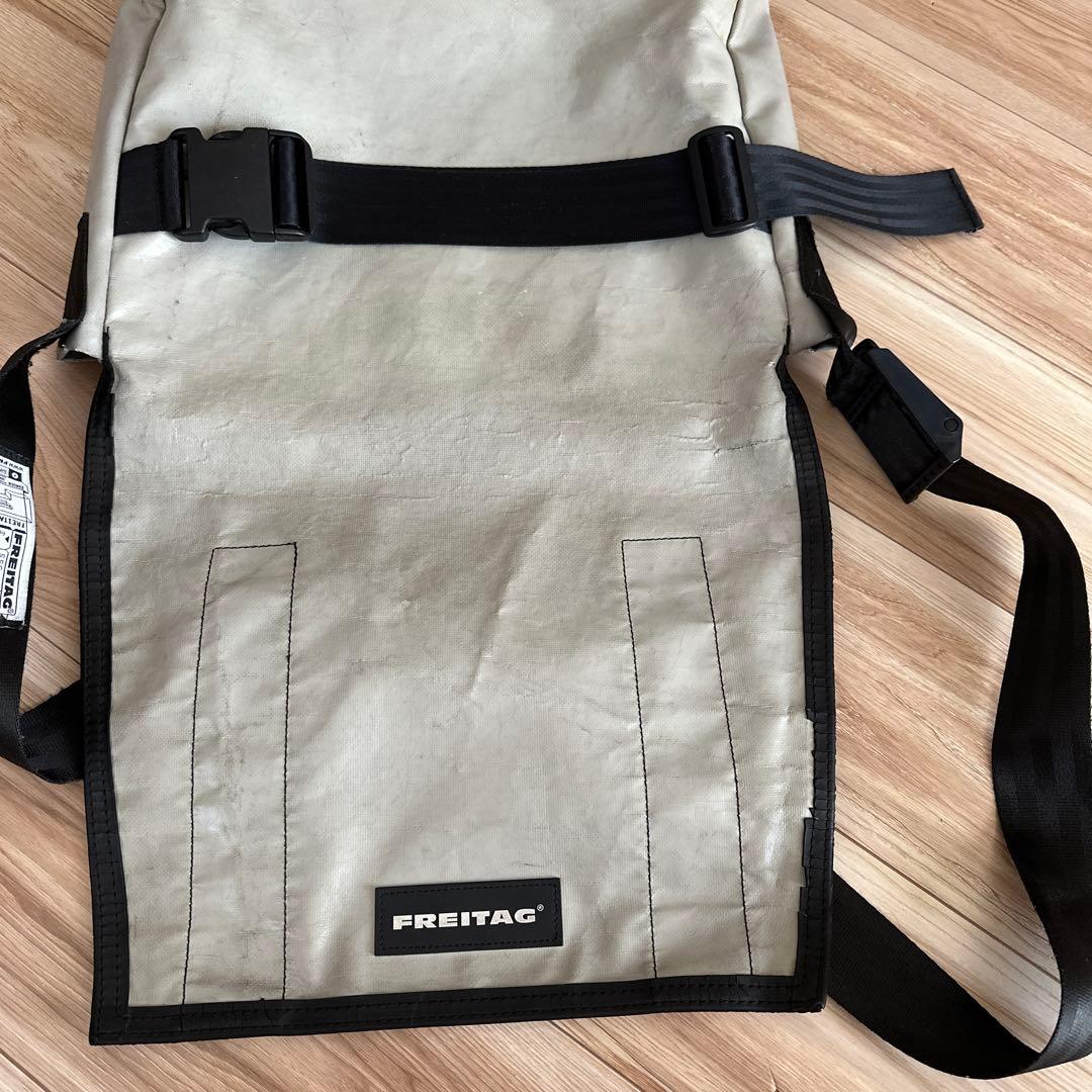 FREITAG フライターグ　メッセンジャーバッグ　ショルダー