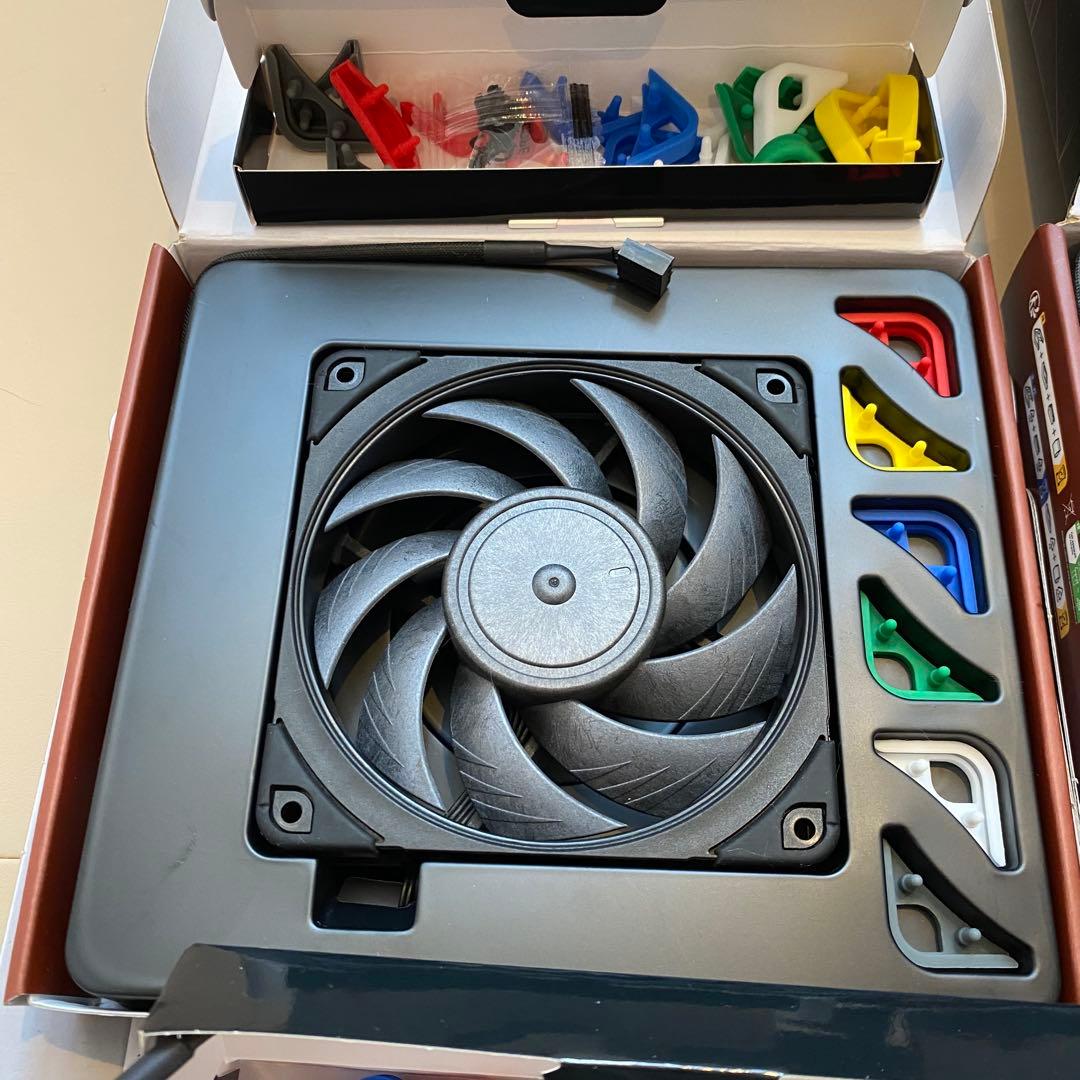 Noctua NF-A12x25 chromax.black 4個セット