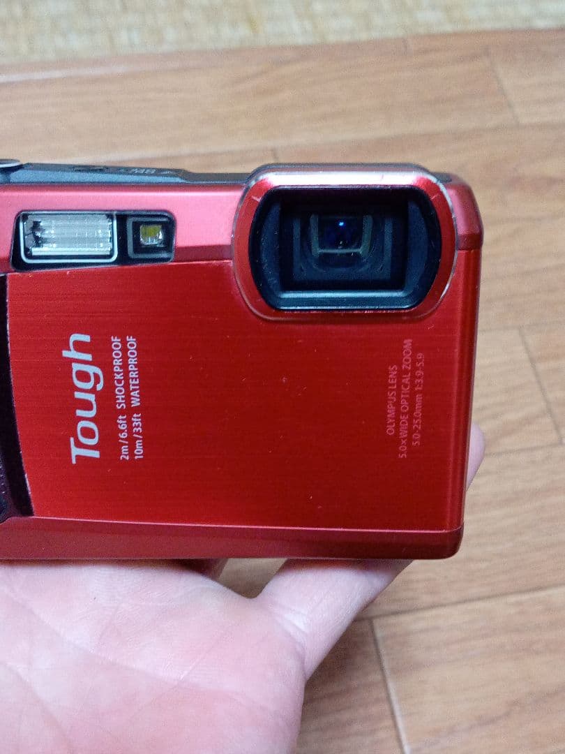中古　OLYMPUS オリンパス Tough TG-820　タフ TG820