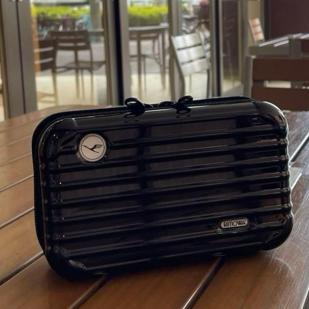 RIMOWA × Lufthansa ハードポーチ
