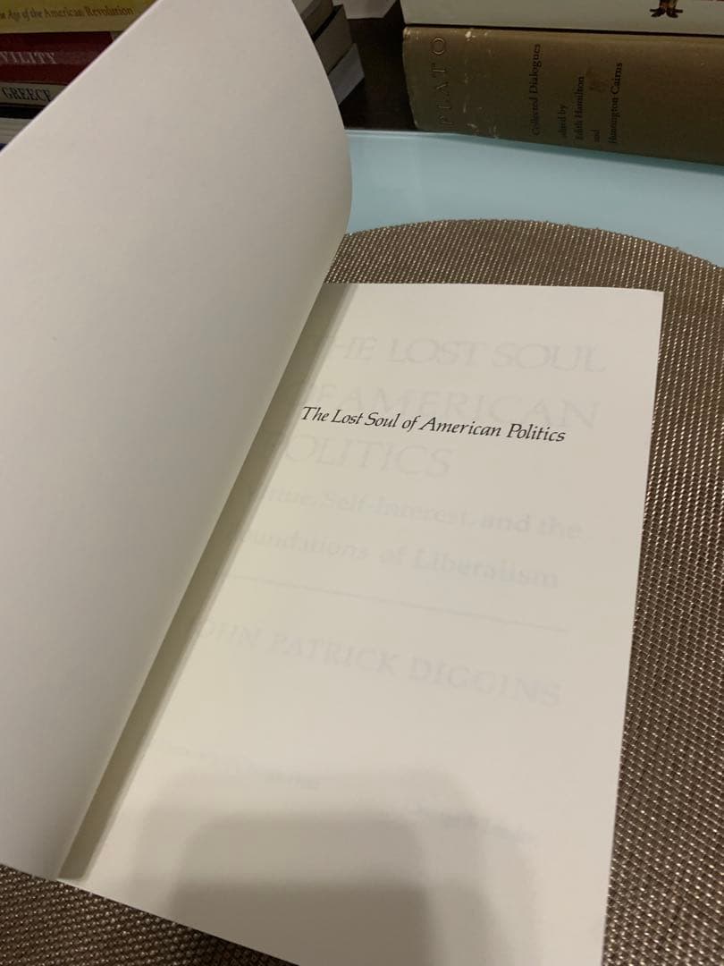 洋書 The Lost Soul of American Politics