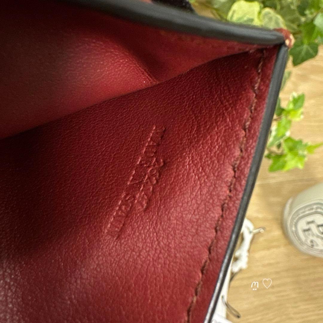 LOEWE　ロエベ　トライフォールドウォレット　三つ折り　コンパクトミニ財布