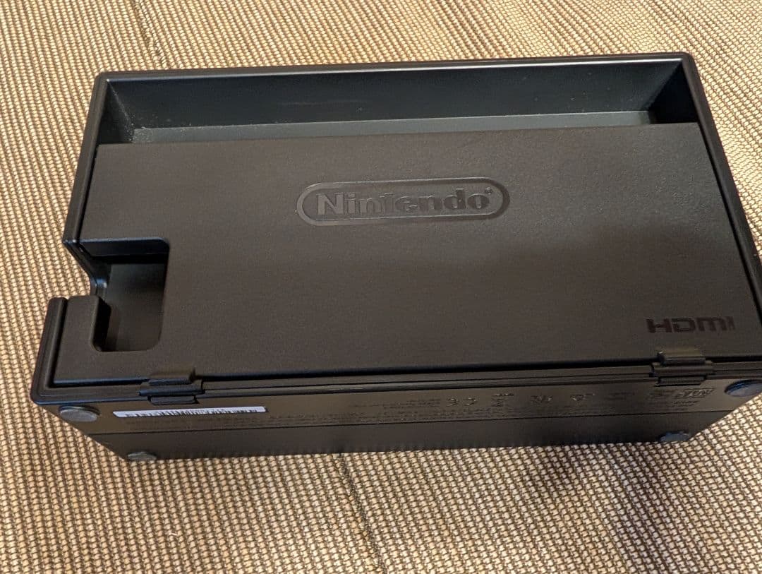 【中古】Nintendo Switch 本体 ジョイコン付き 箱あり