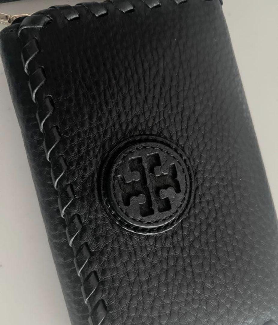 Tory Burch ブラックレザー 二つ折り財布