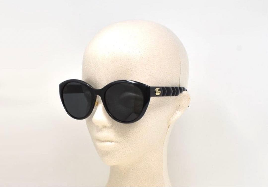 美品GUCCIサングラスアジアンフィットキャッツアイ