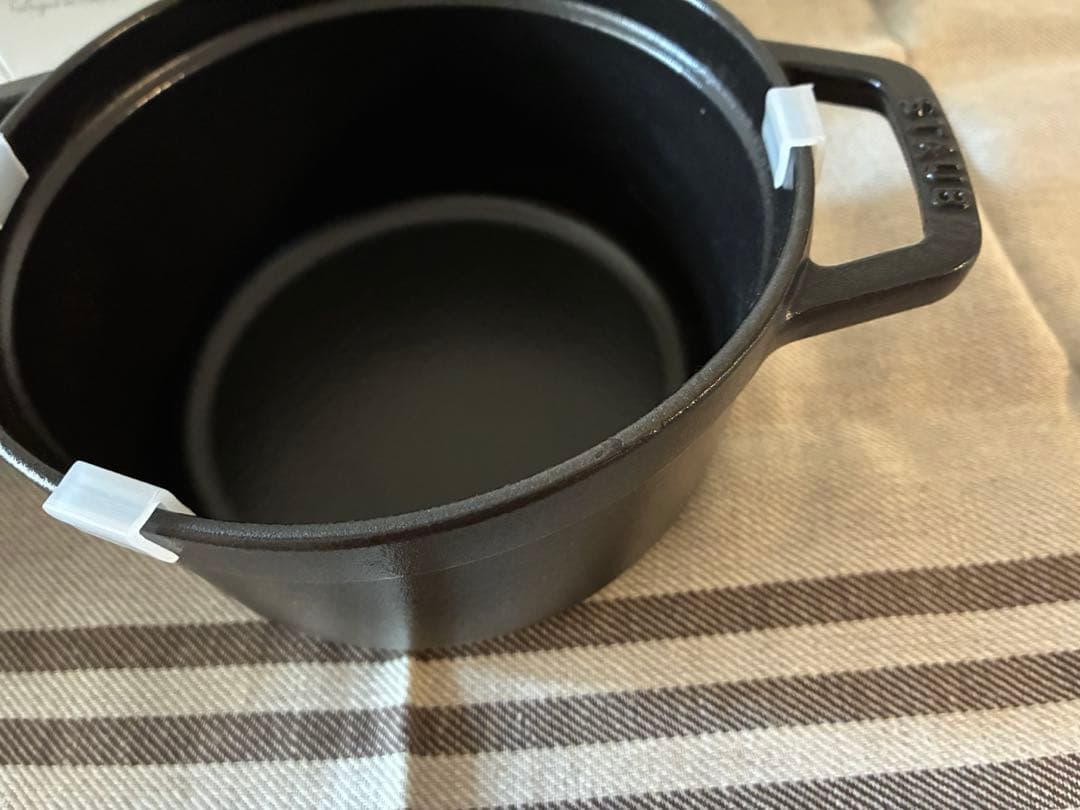 ⭐︎お値下げ　ストウブ　staub ピコココット　ラウンド　美品　16cm