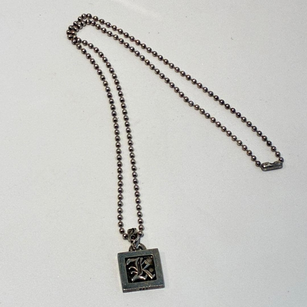 クロムハーツ フレームド レターブロック イニシャル K メンズ ネックレス