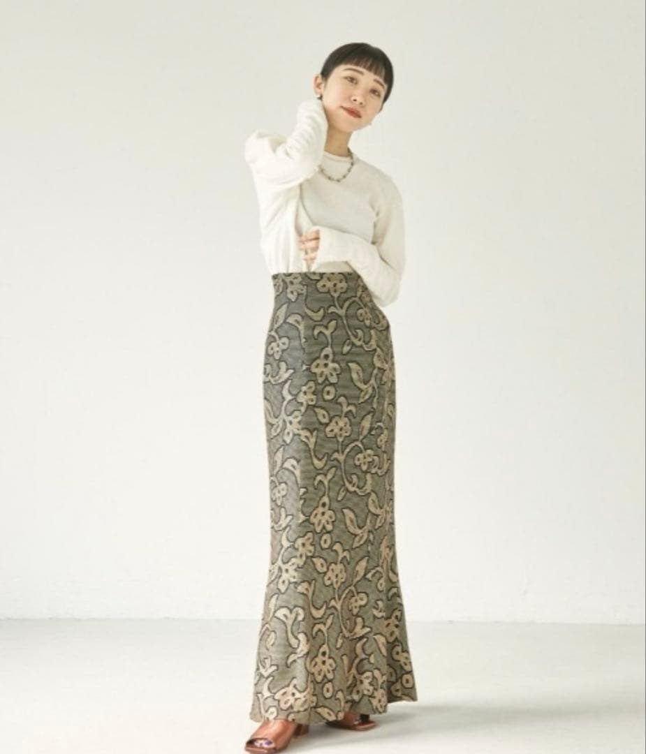 ★週末お値下げ中★【TODAYFUL】ジャガードリーフスカート（38サイズ）