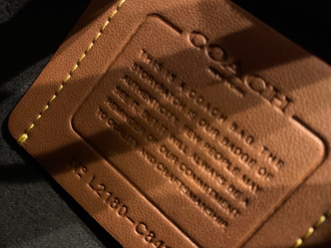 coach ソフト タビー メッセンジャー　ハンドバッグ
