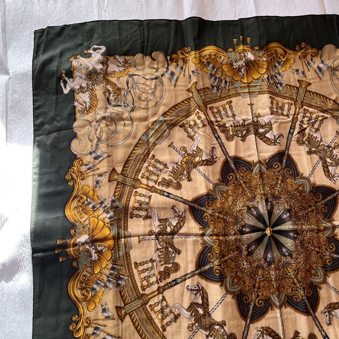 美品　エルメス　カシシル　メリーゴーランド柄