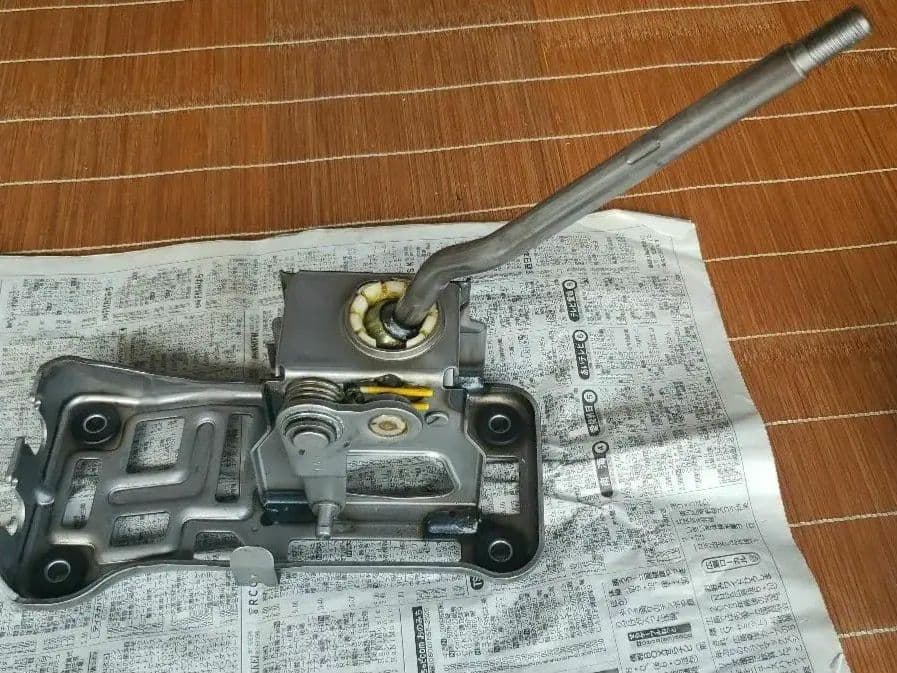 スズキ　アルト　HA25S HA25V HB25Sマニュアルシフトレバー