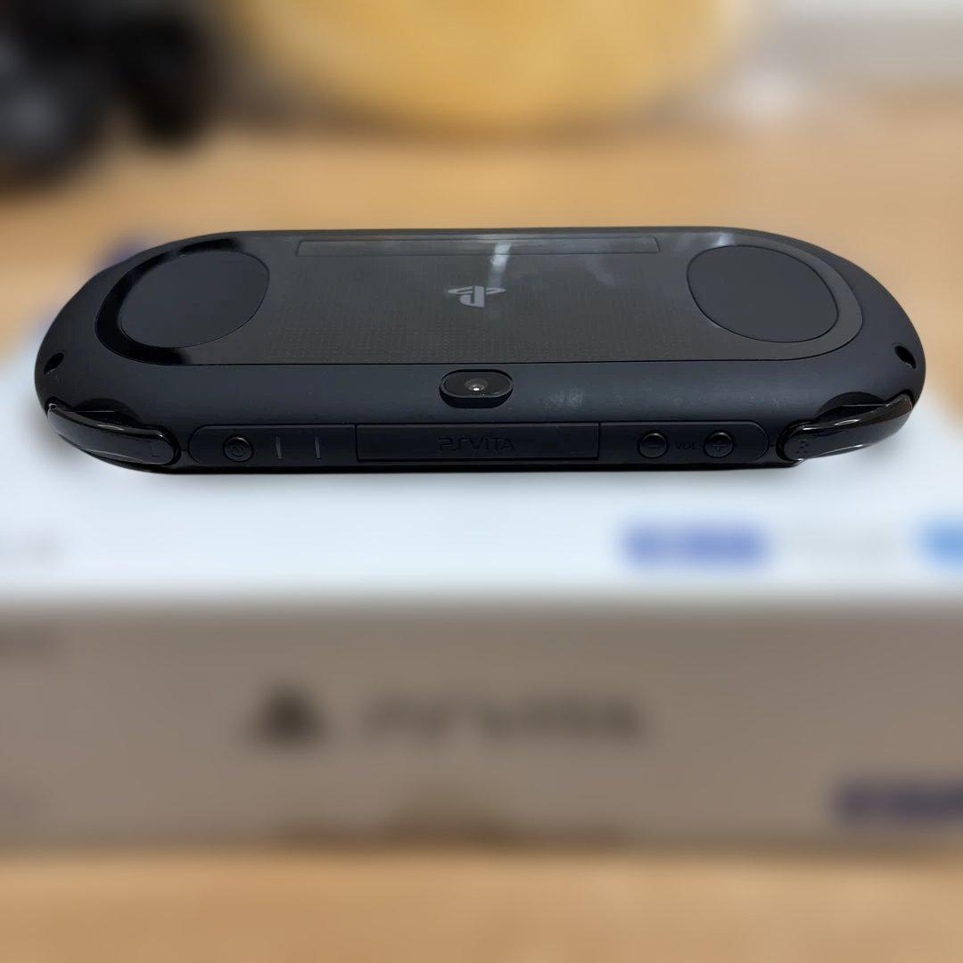 SONY PlayStationVITA PCH-2000 FFソフト付