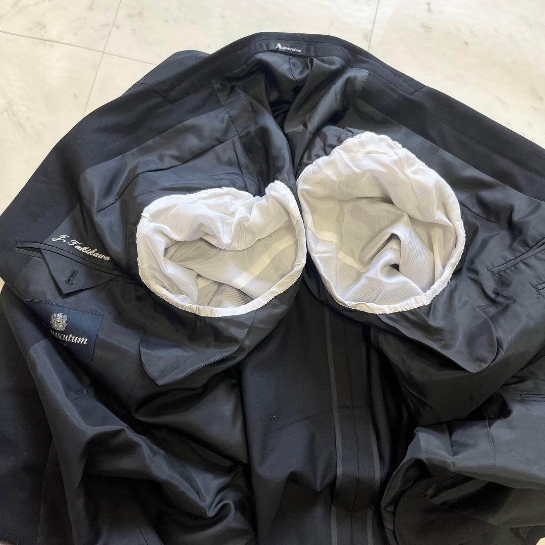 極美品 aquascutum アクアスキュータム　スーツ セットアップ 黒 L