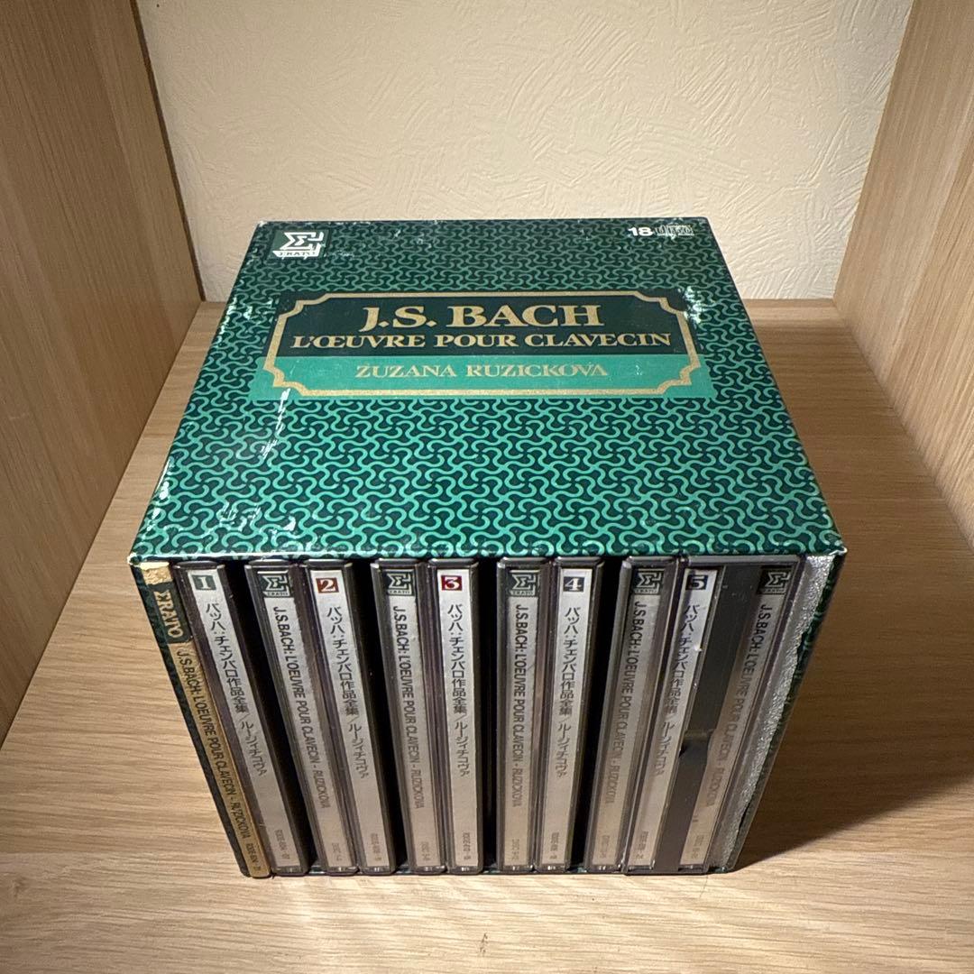 バッハ:チェンバロ作品集 ルージチコヴァー(hc)
